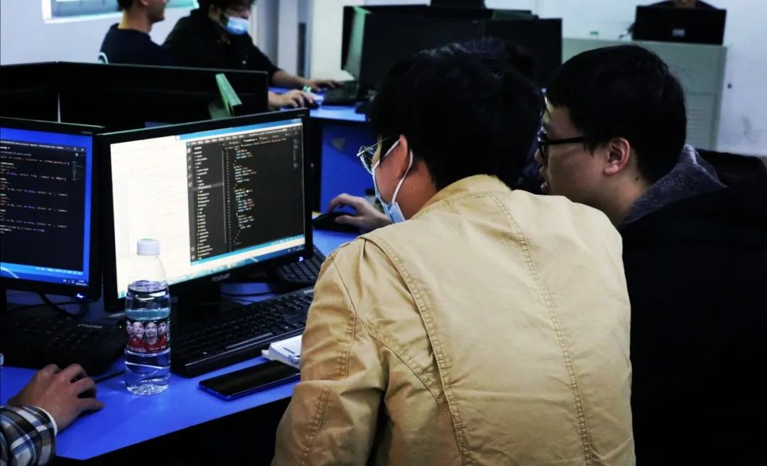 信息工程学院专业群介绍